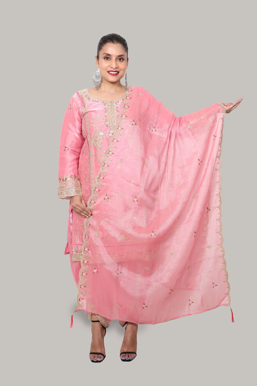 Aarizah – 3 Piece Salwar Suit (Pink)