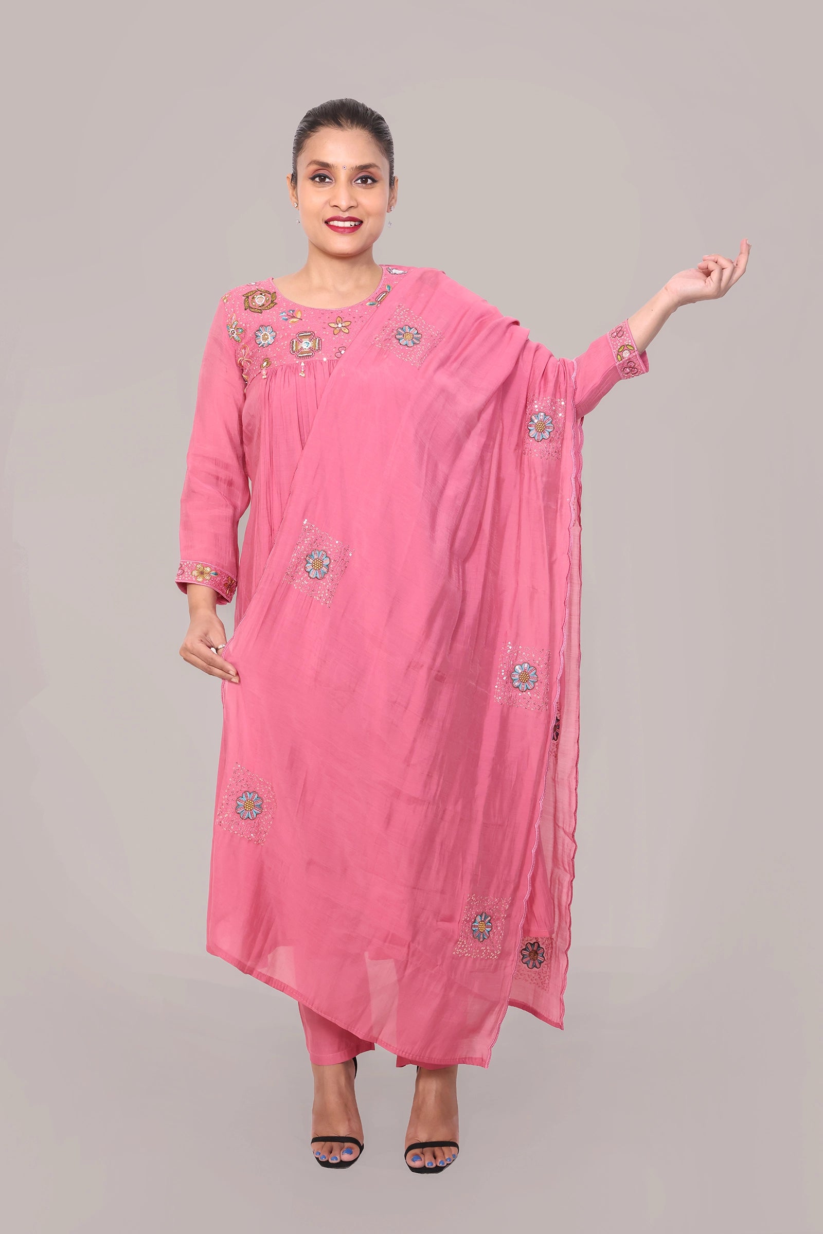 Ruby – 3 Piece Salwar Suit (Pink)