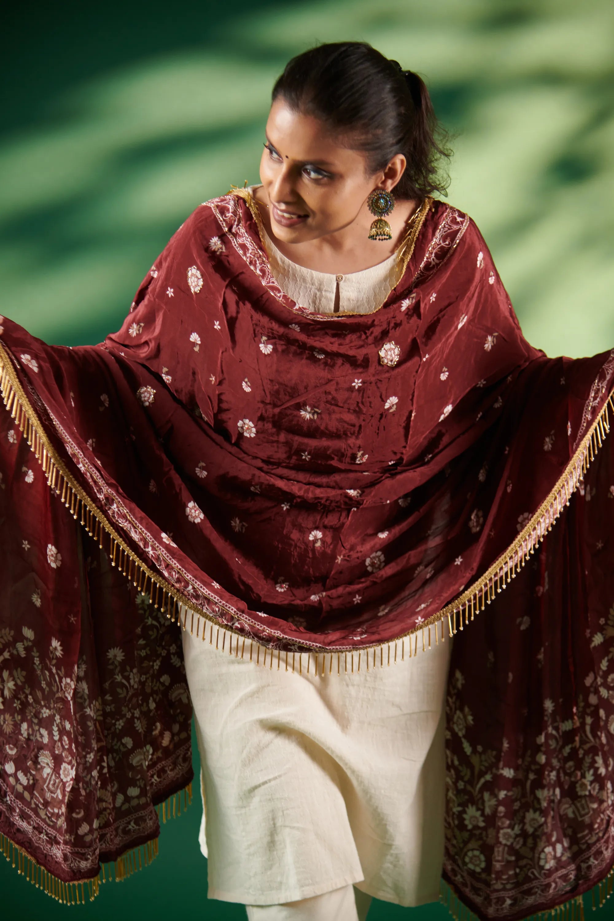 Rajrani Pure Crepe Handwork Dupatta
