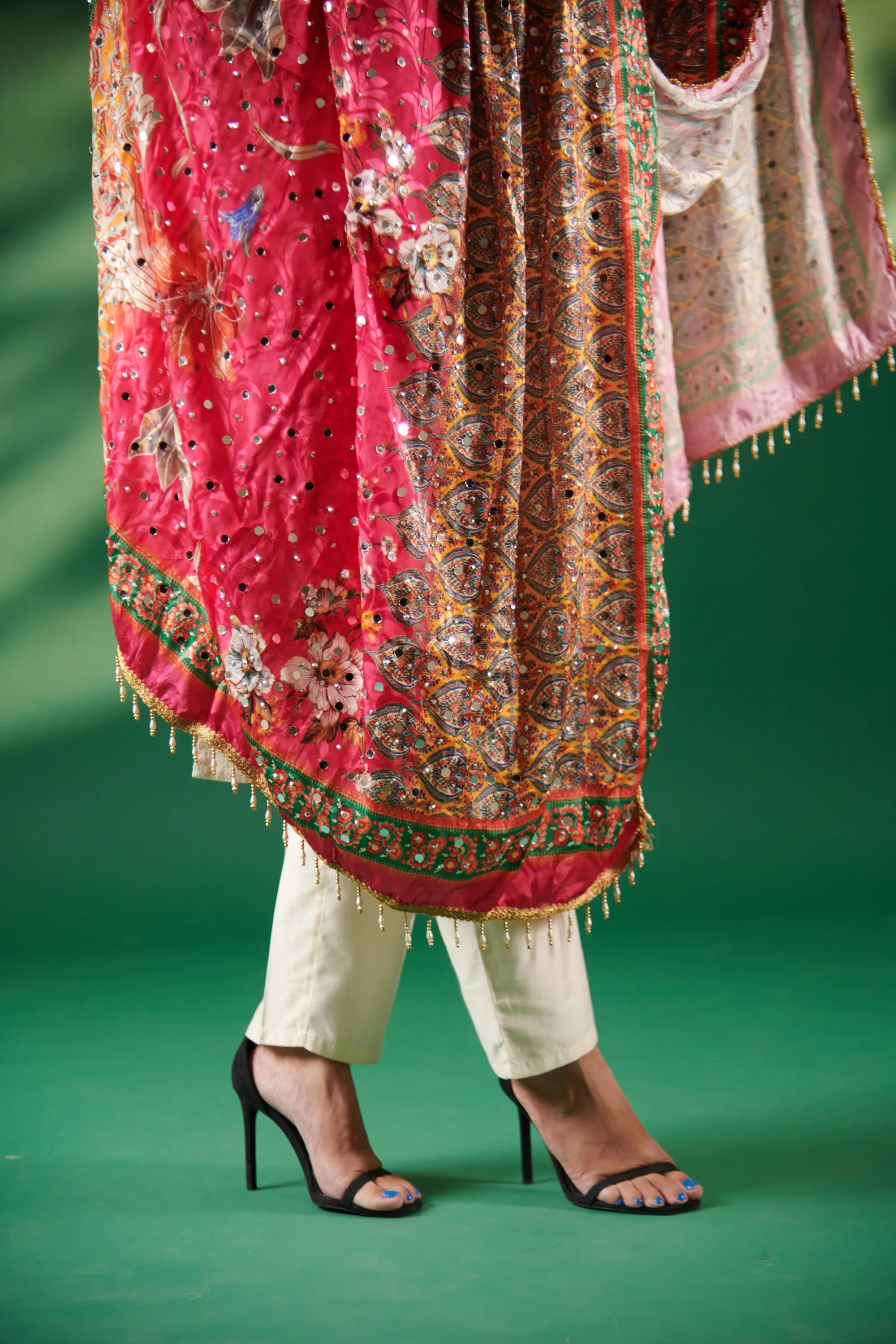 Gulnaar Mirror-Embellished Jacquard Dupatta