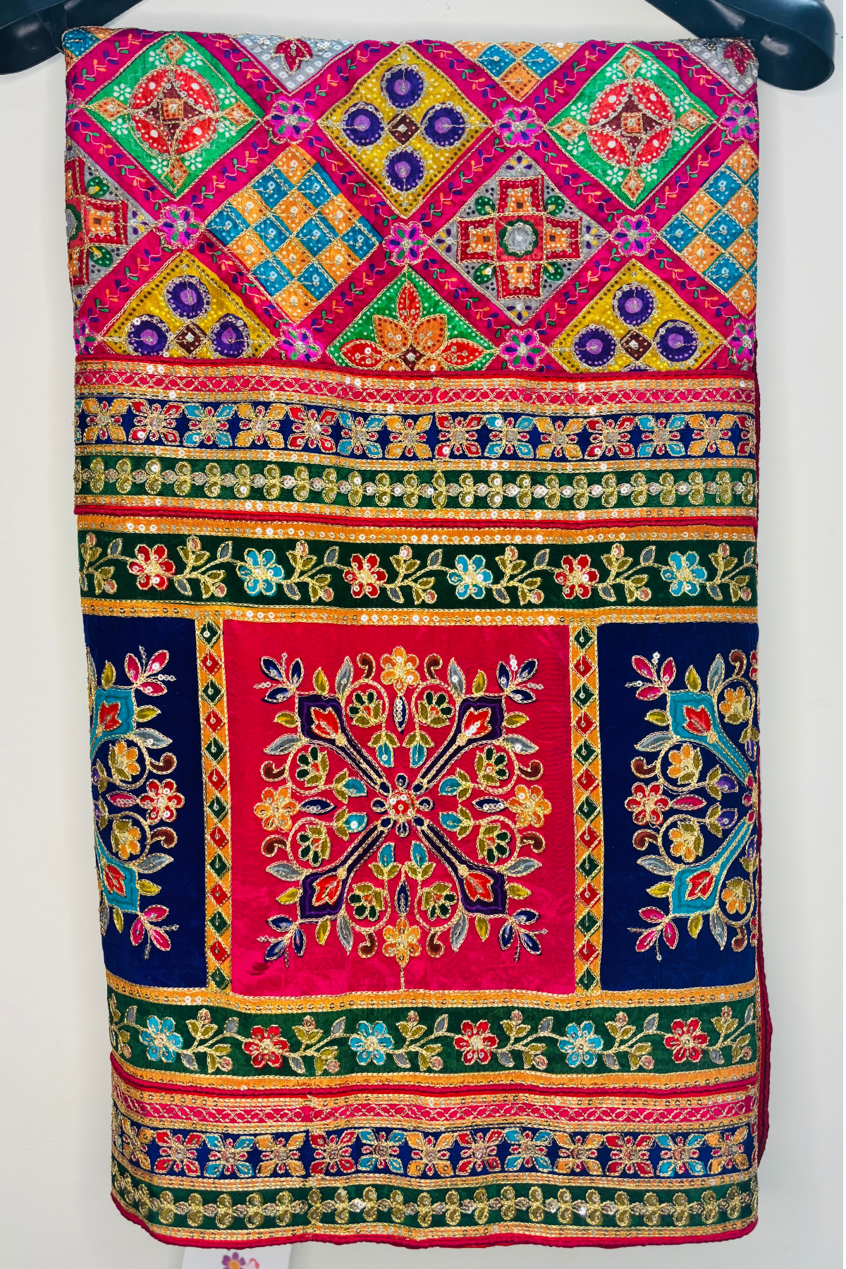 Rajvanshi - Crepe Dupatta