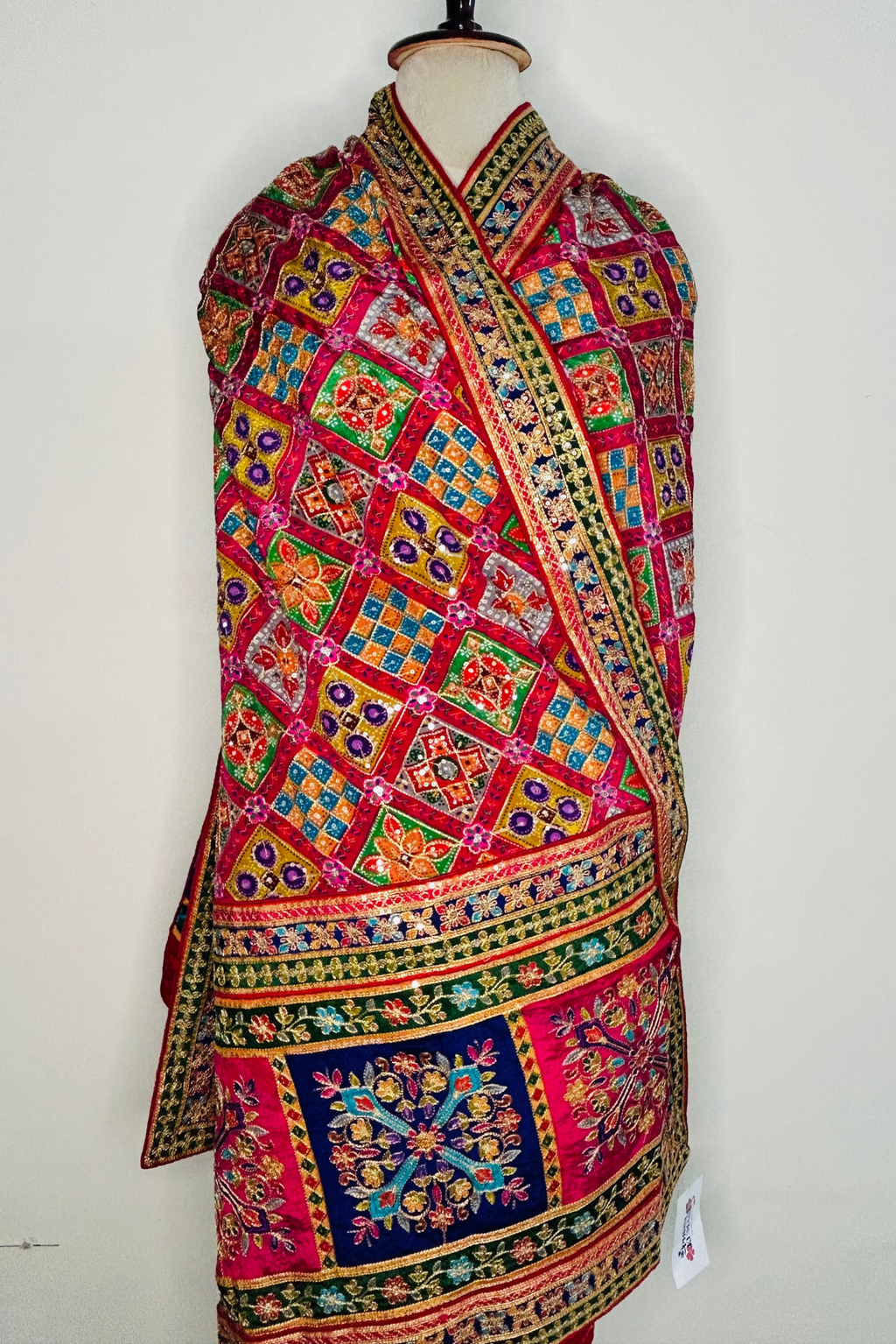 Rajvanshi - Crepe Dupatta