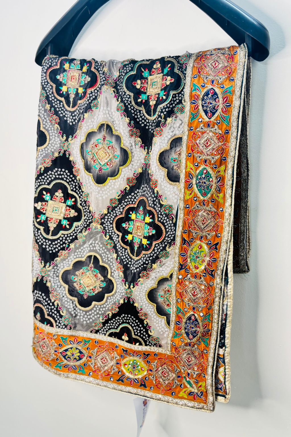 Zaheen - Black & Silver Crepe Dupatta